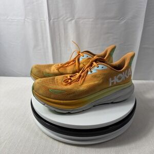 Hoka One One Clifton 9 Men's Sz 11 2 E